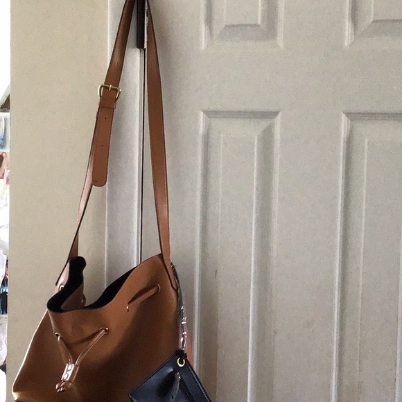 PURSE - Picture 2 of 8